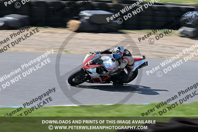 enduro digital images;event digital images;eventdigitalimages;lydden hill;lydden no limits trackday;lydden photographs;lydden trackday photographs;no limits trackdays;peter wileman photography;racing digital images;trackday digital images;trackday photos
